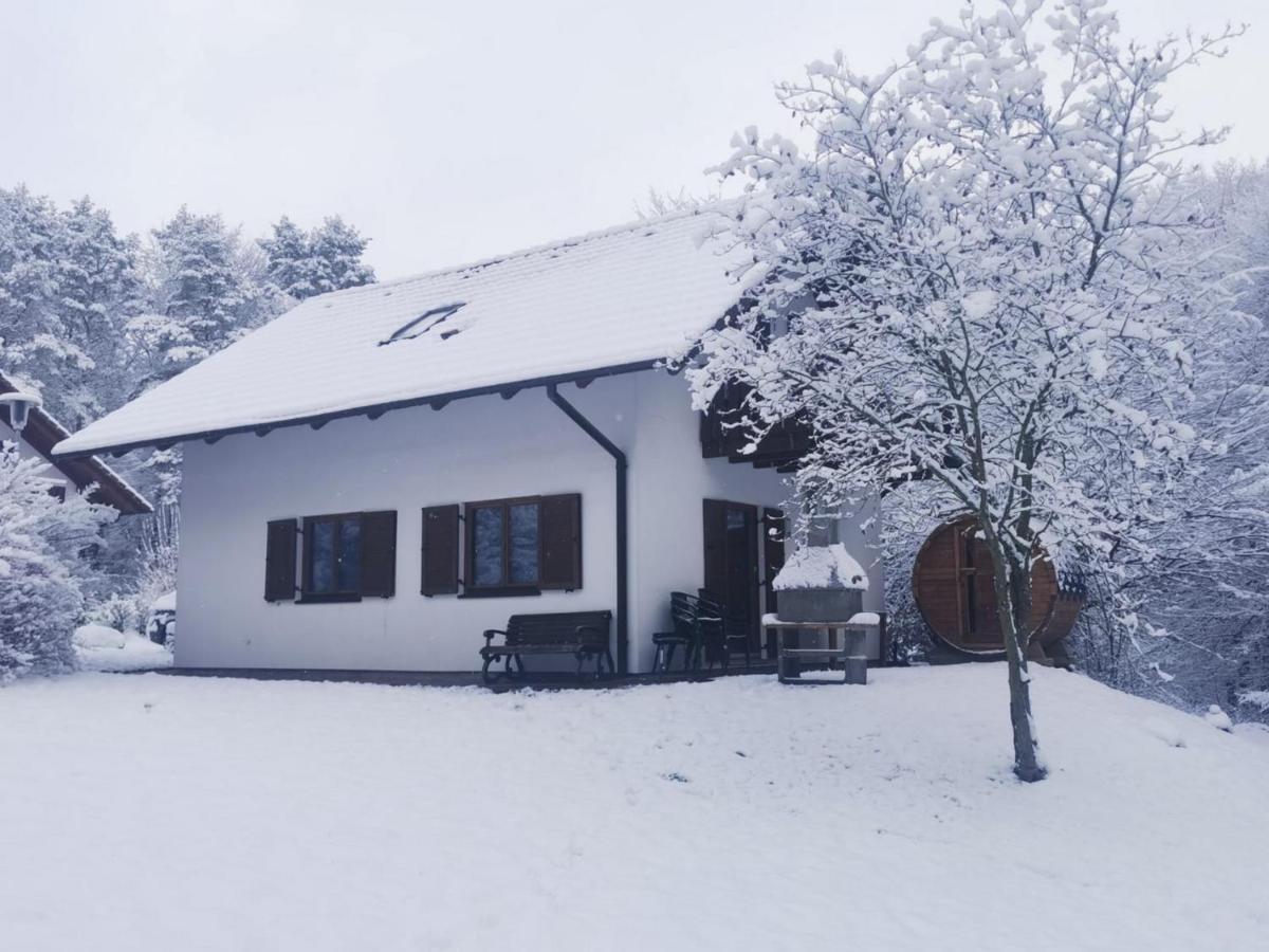 Seepark Kirchheim Ferienhaus Bei Zeta Mit Sauna Kirchheim (Hessen) Exterior foto