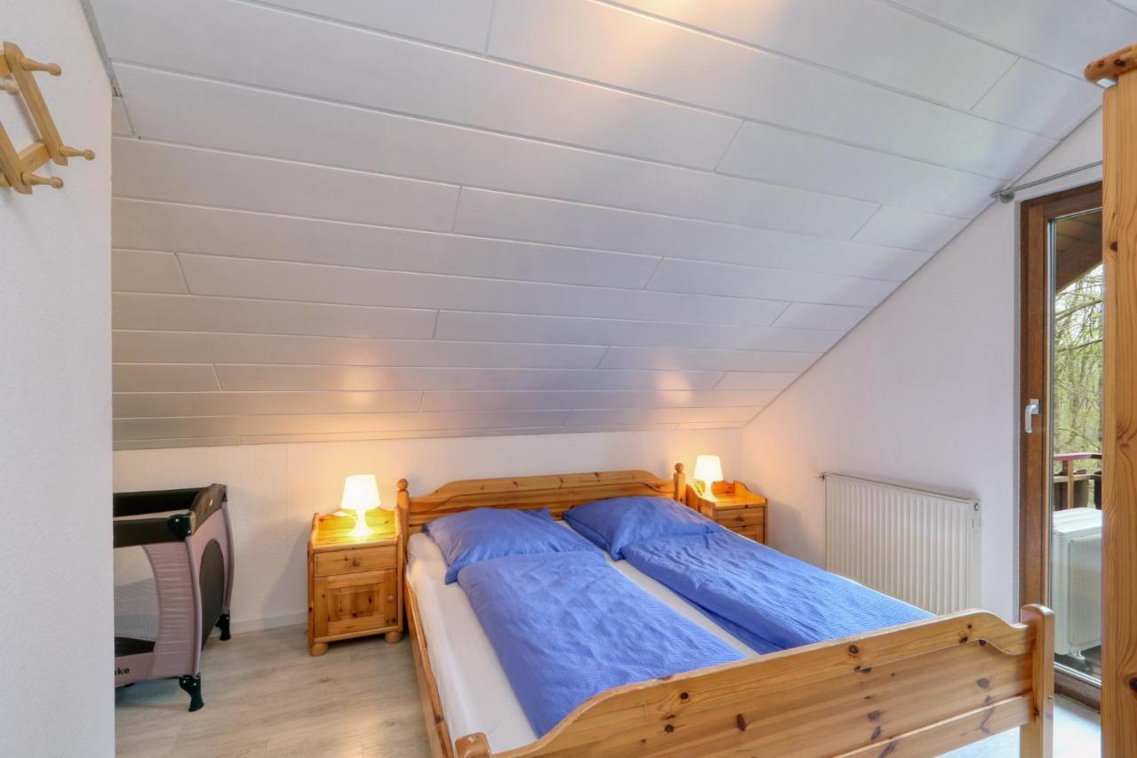 Seepark Kirchheim Ferienhaus Bei Zeta Mit Sauna Kirchheim (Hessen) Exterior foto