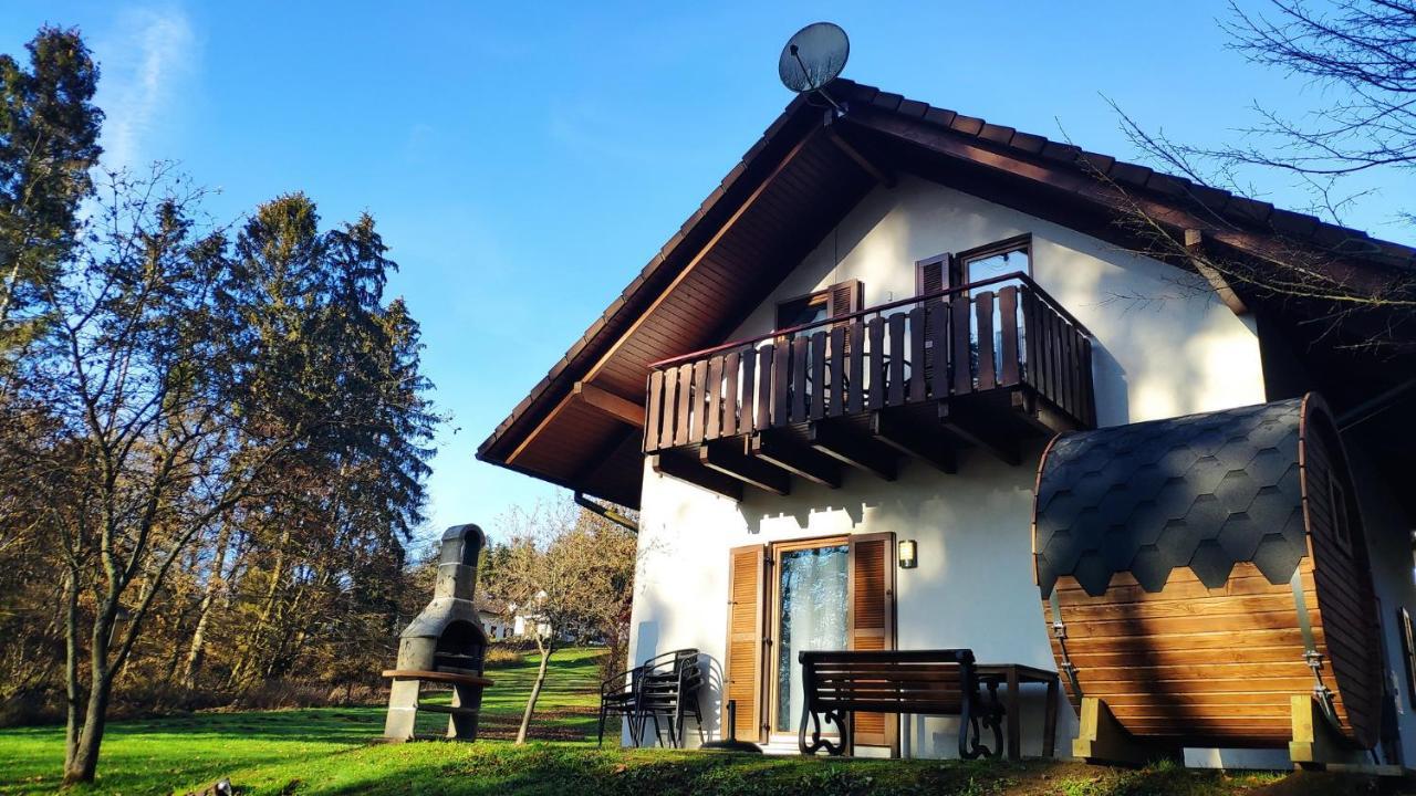 Seepark Kirchheim Ferienhaus Bei Zeta Mit Sauna Kirchheim (Hessen) Exterior foto